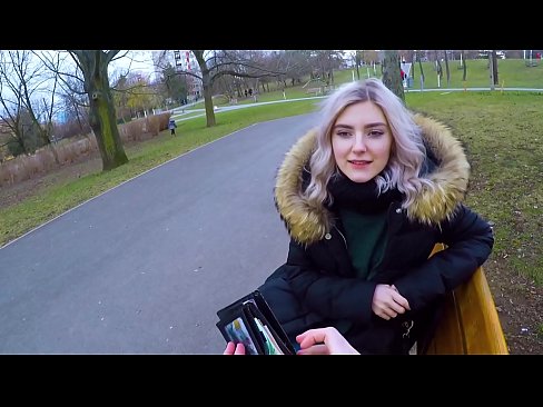 ❤️ Nilulon ang mainit na cum ng isang estranghero para sa pera - blowjob sa parke ni Eva Elfie ❌ super sex sa tl.high-pass.ru ❌